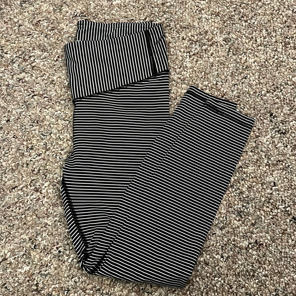 Gap Fit Striped Leggings